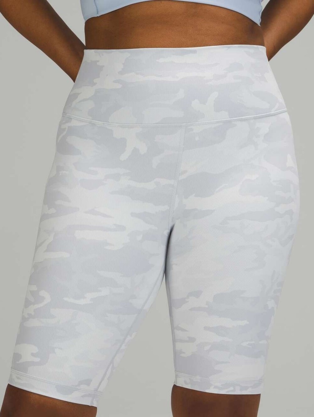 lululemon athletica Light Gray Camo 10" Short Leggings Size 6